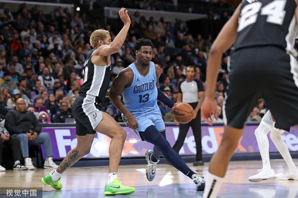 给运动员更 给运动员更