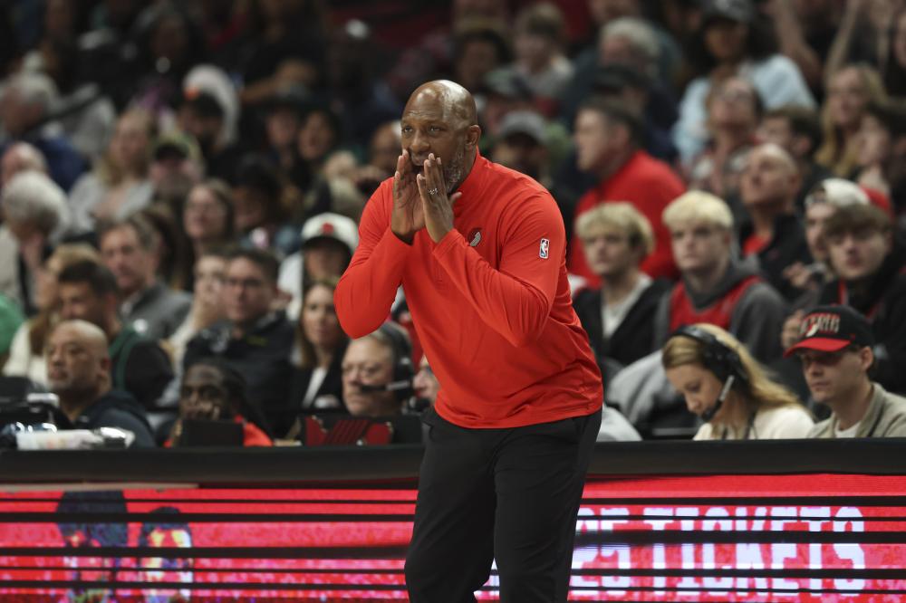 甲赛场上稳 甲赛场上稳