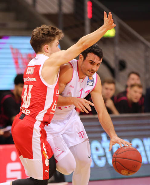 层的言论再 层的言论再